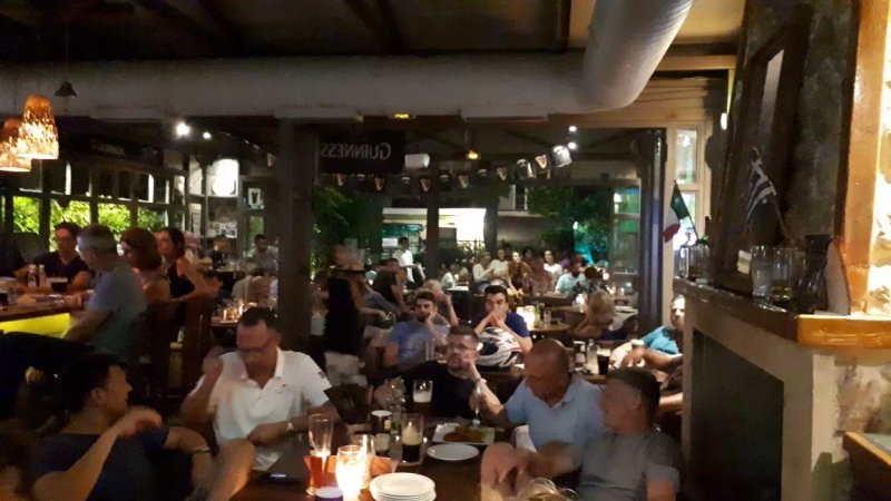 Nelly's Gastro-pub
