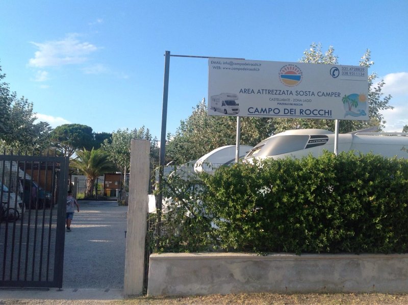 Campo dei Rocchi Area Sosta Camper