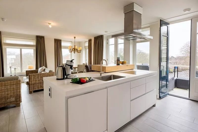 Apartment with sauna and air conditioning, on a holiday park 200 m from the sea