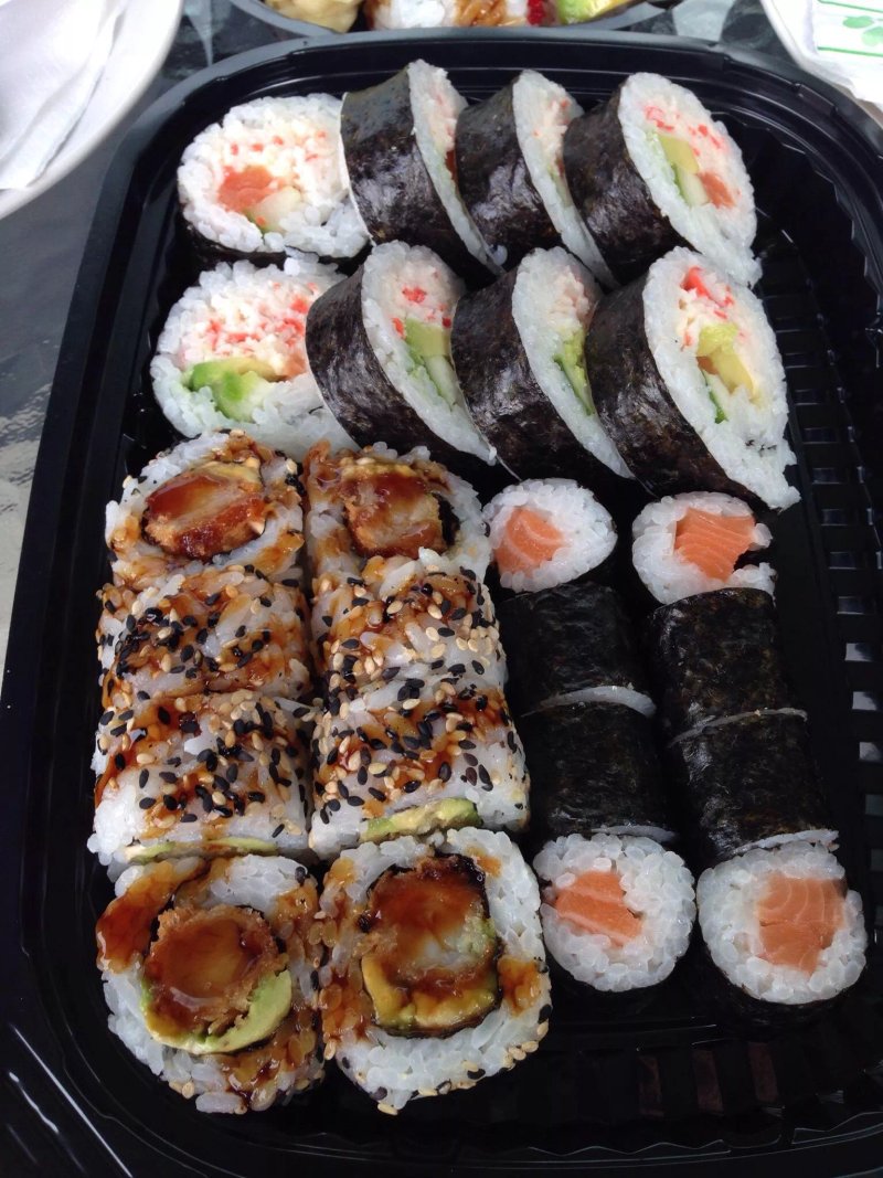 Sashimi Sushi