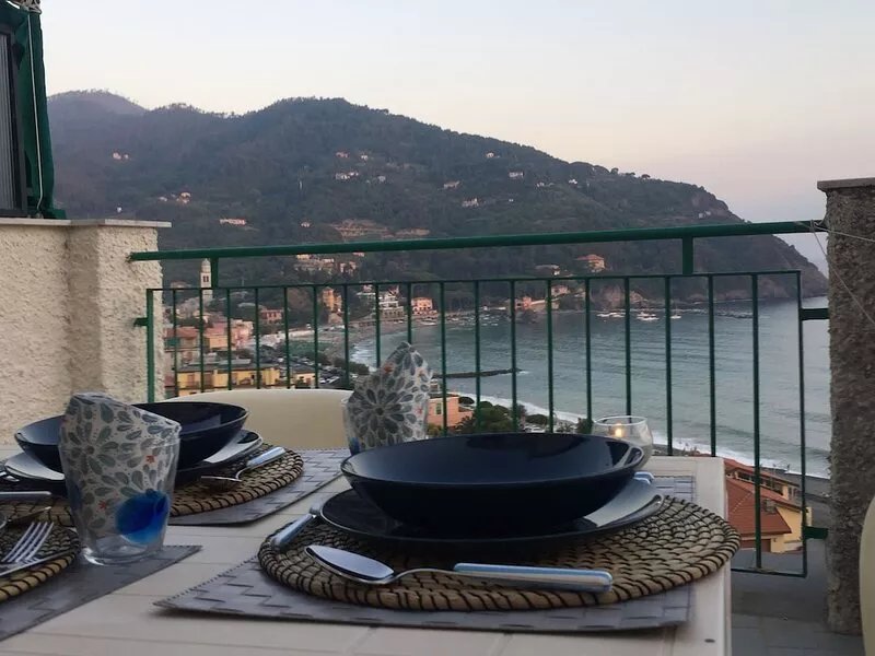 LETIZIA'S HOUSE - La Terrazza Sul Mare -home with stunning views of the gulf
