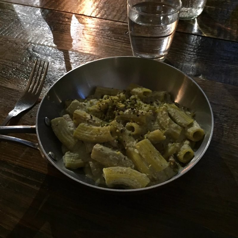 Cafe Mama Mia
