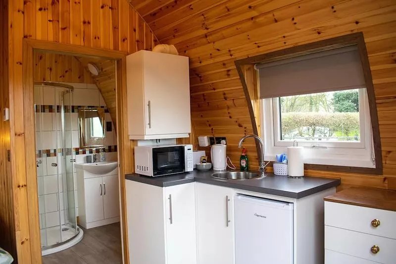 Stunning Pod 4 with Countryside view