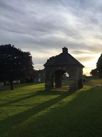 Market Cross