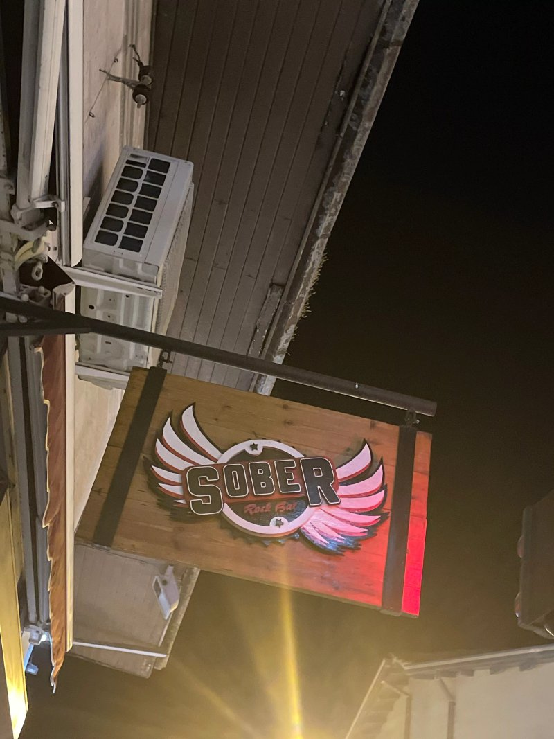 Sober Rock Bar