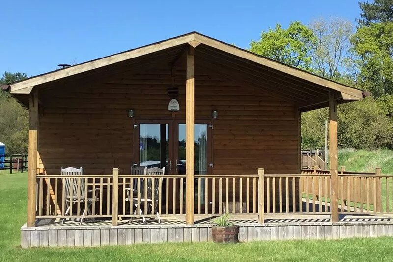 Superior and Spacious Log Cabin