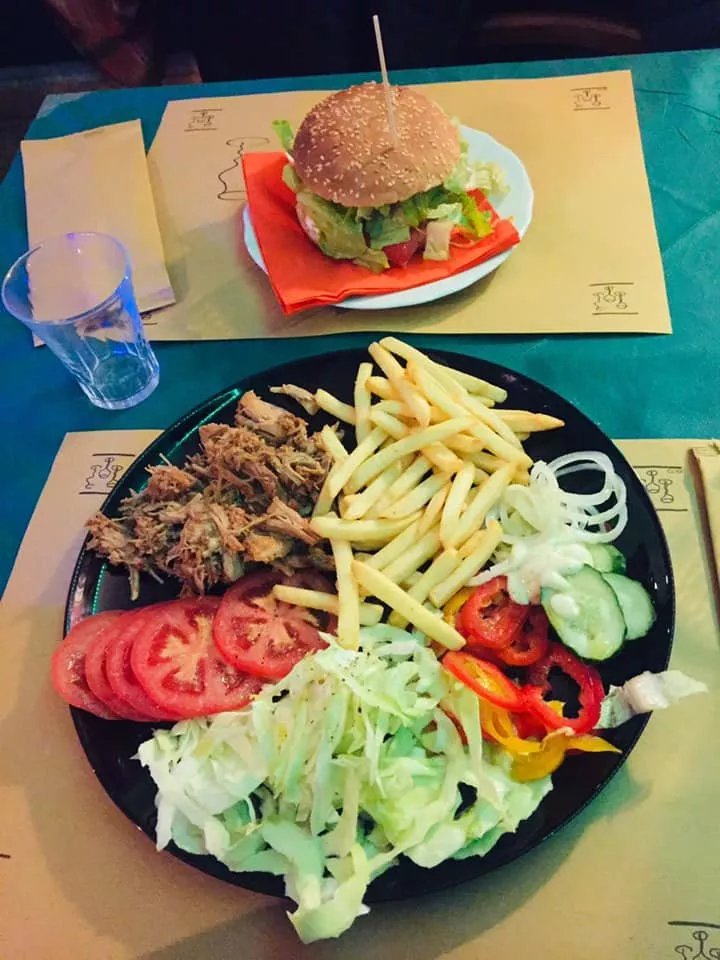 LA CANTINA DEL PORTO
