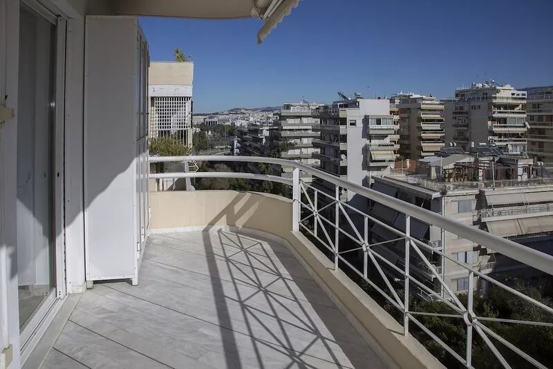 Νice Sea View Elegant Apartment in Marina Floisvos