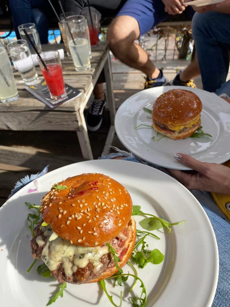 Z Burger