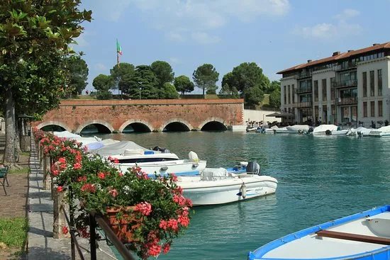 Passeggiata Cappuccini / Fornaci