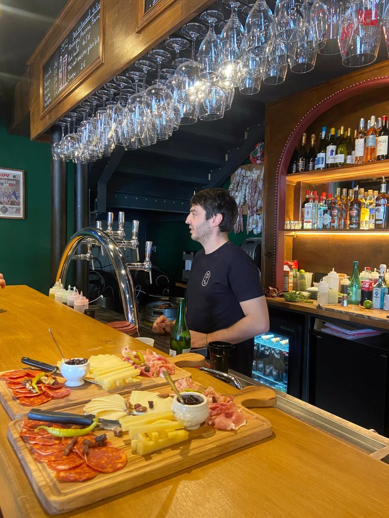 Molly's Pub