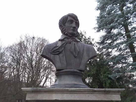 Monument of Maurice Mochnacki