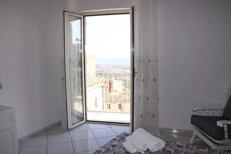 Sea View Apartment-The Sea View Apartment