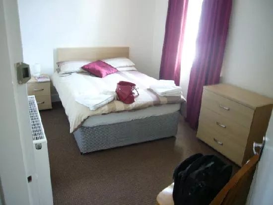 Shandwick Hotel & Apartments