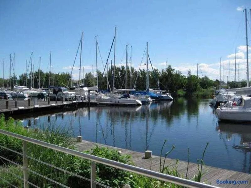 Ferienwohnungen Am Yachthafen