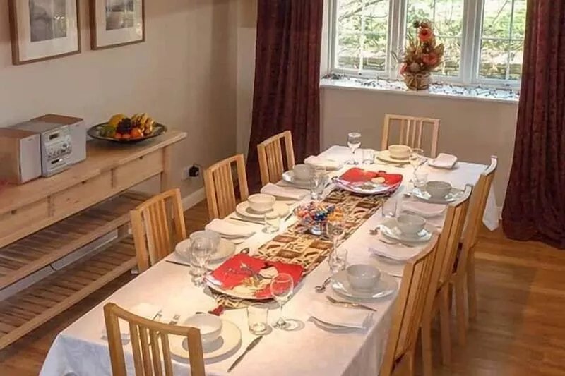 OLD CHAPEL, family friendly, character holiday cottage in Clovelly
