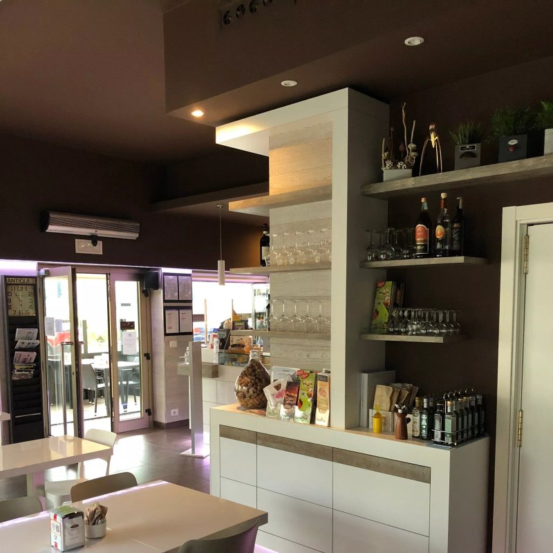 Risuma Cafe Restaurant