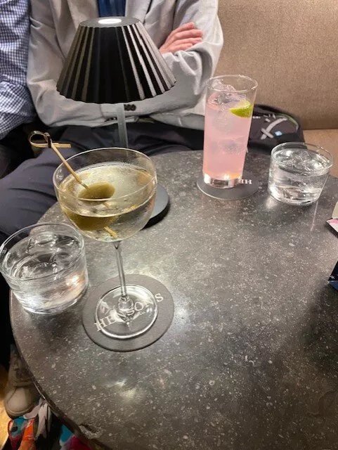 Henson's Bar and Social