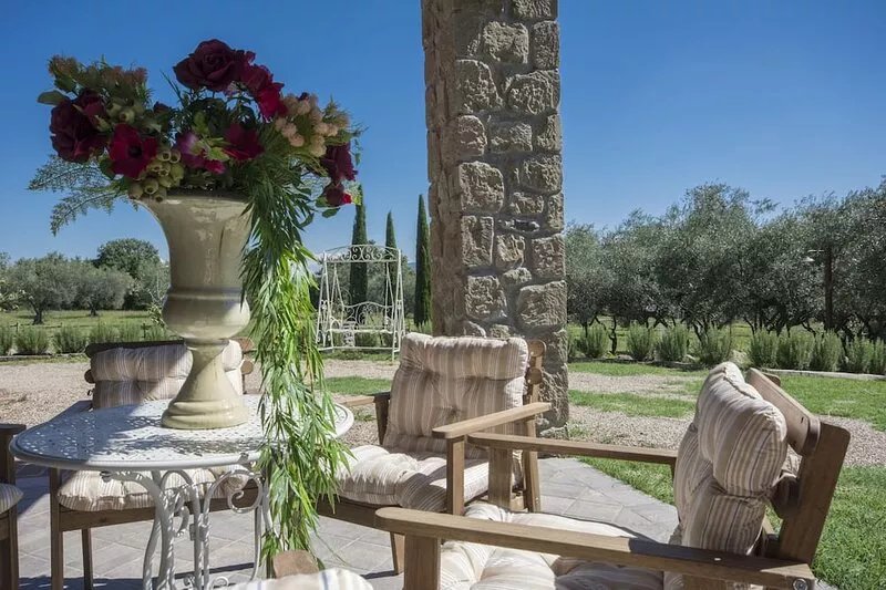 Casale degli Ulivi: country villa with pool, terrace and fireplace
