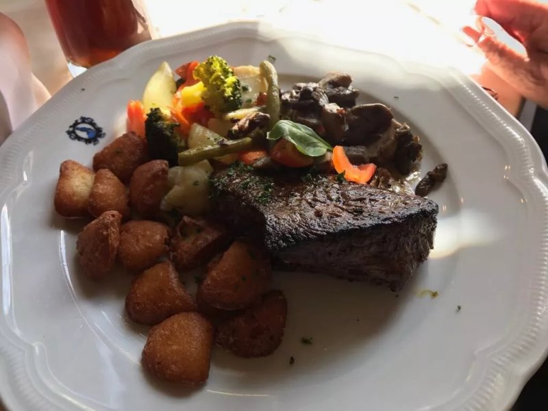 Parkrestaurant Austel Villa