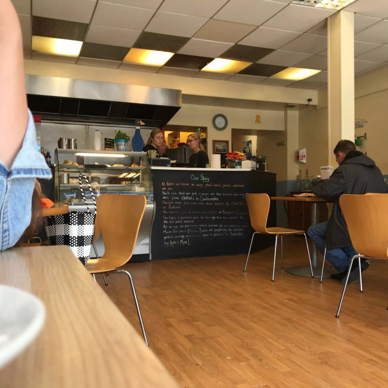 Kate's Cafe Lounge