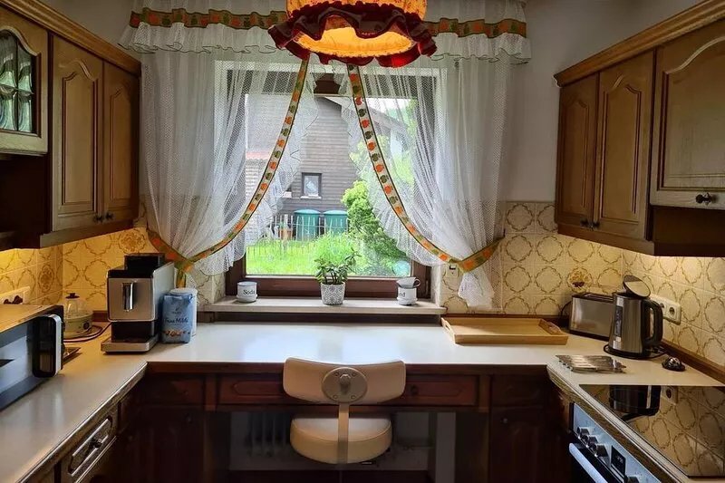 Ferienhaus im Grünen mit Garten, Teich als Startpunkt für Wanderungen