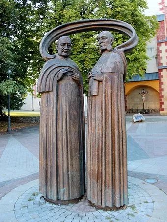 Sculpture of S. Moyzes and K. Kuzmanyh