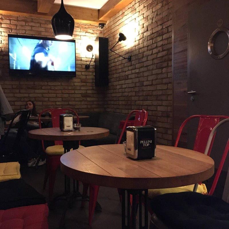 Coffee & Drink Bar Kofeina