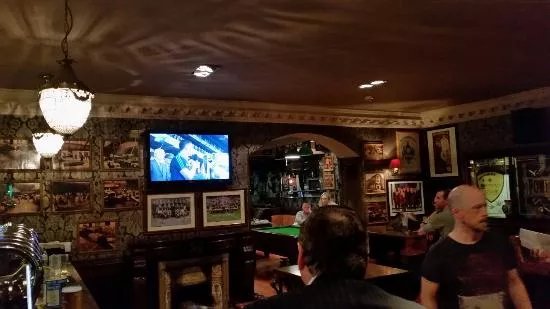 McGrattans Cafe Bar