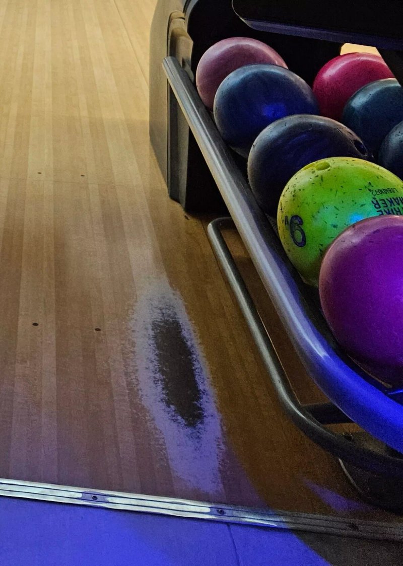 American Bar & Bowling
