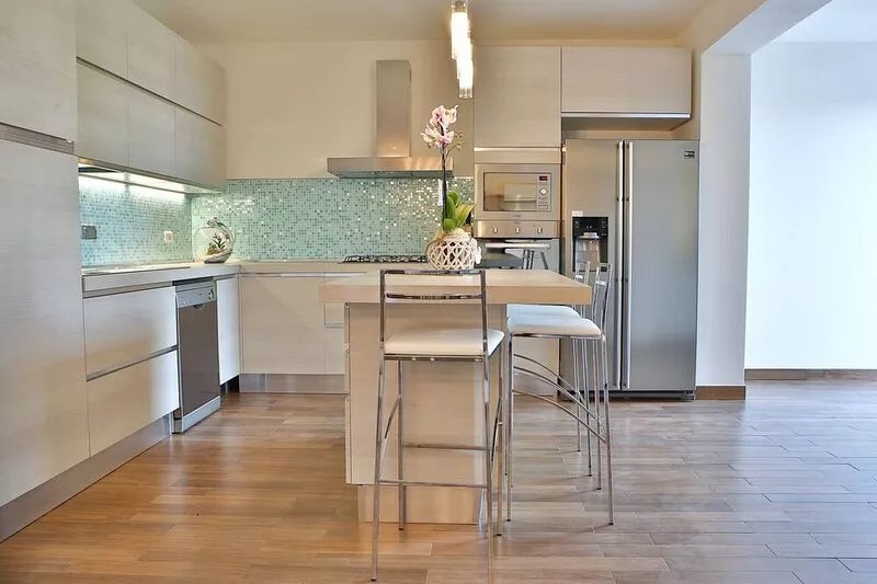 Wonderful And Spacious Brand New Home. A True Gem!