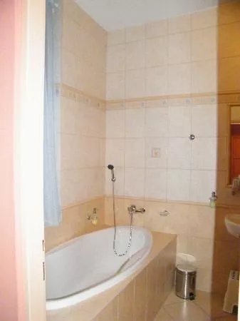 Hotel Maxi