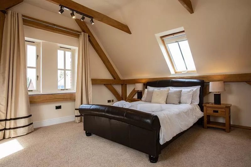 Converted Luxury  Barn With Hot Tub