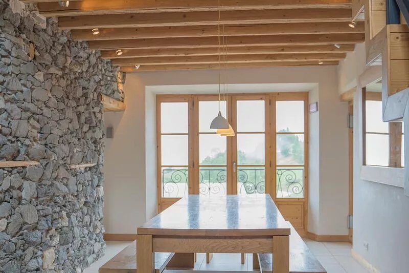 Luxury chalet 200M to the piste/restaurant/ski shop, with wifi