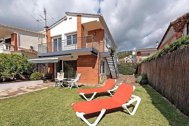 Vacation home Estiu by Interhome