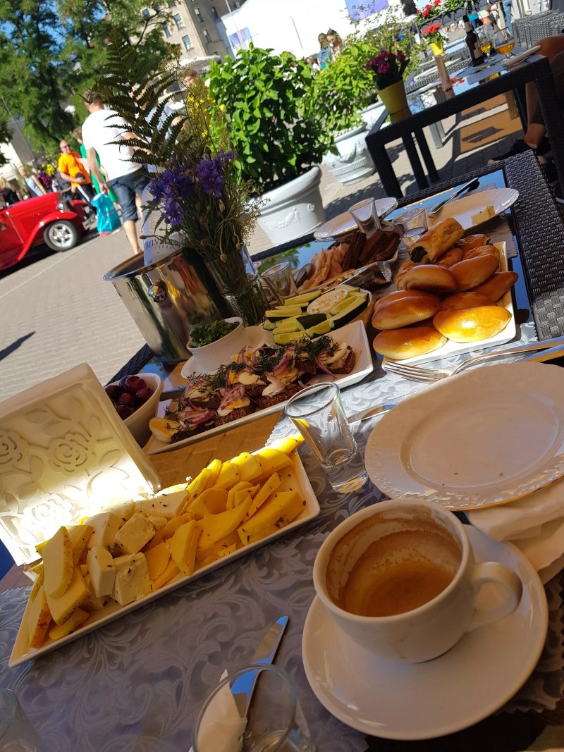 Amplua Cafe