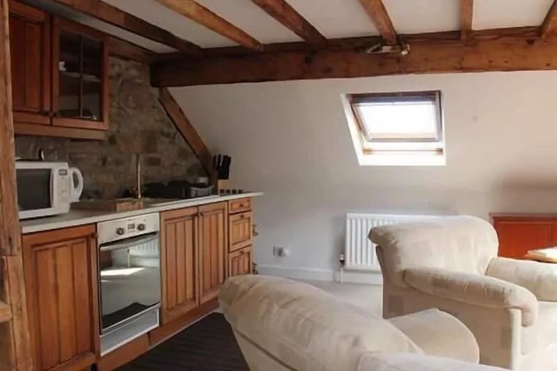 Burnhopeside Hall - Apartment