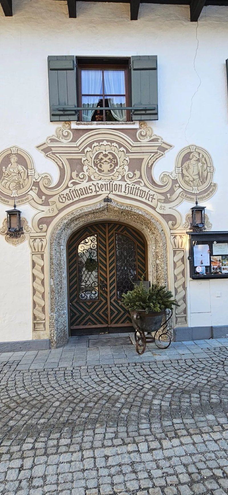 Gasthof Huttwirt