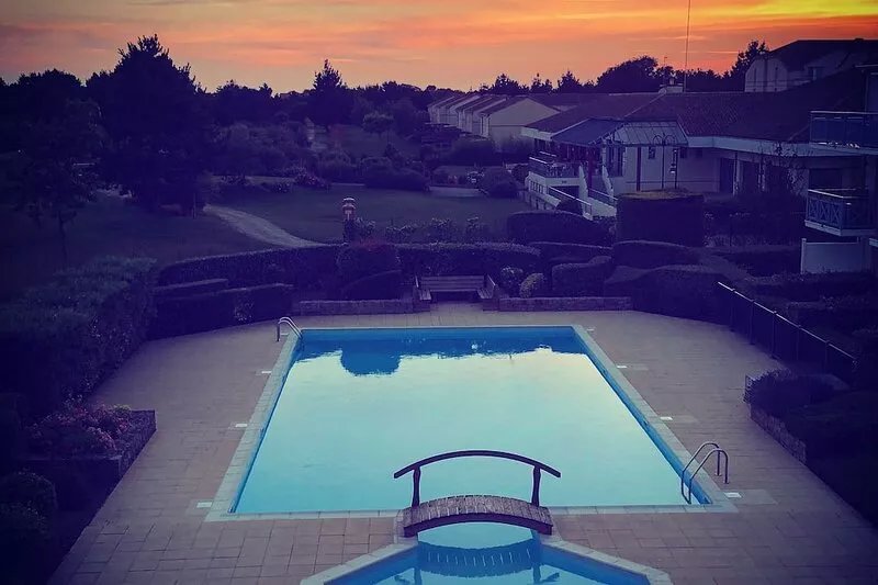 Pornic, 2 bedrooms/ sleeps 5