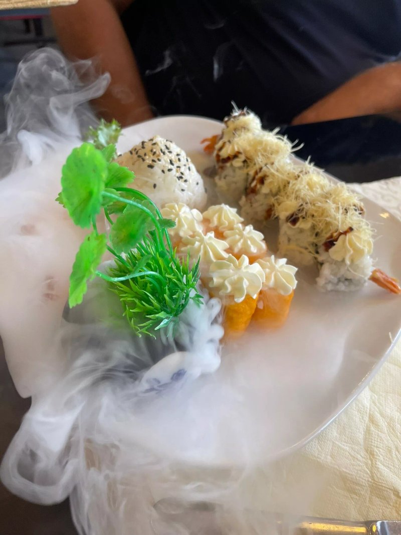 Sakana, Sushi. Cucina Giapponese Cinese
