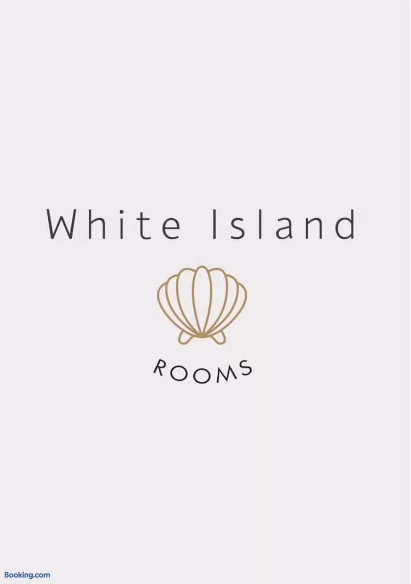 White Island Rooms