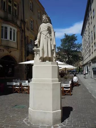 Statue Saint-Louis