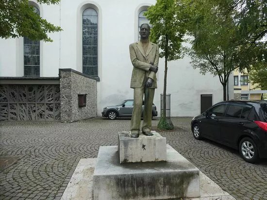 Skulptur ''der Denker''