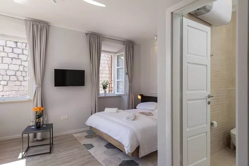 Apartments Urbis - Studio Apartment with City View (Zasebni)