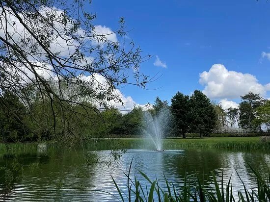 Stratford Fountains