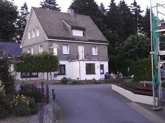 Zu den alten Schanzen