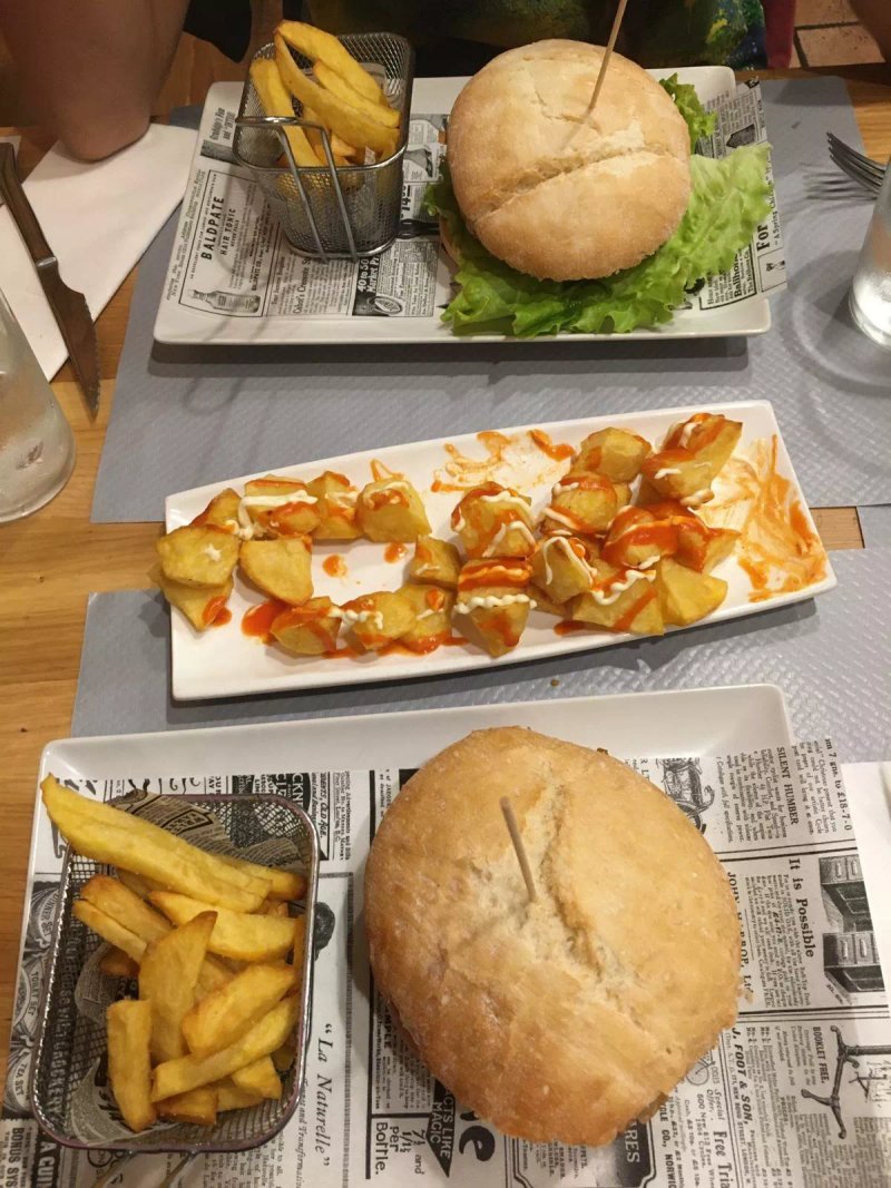 Cerveceria Con Tino