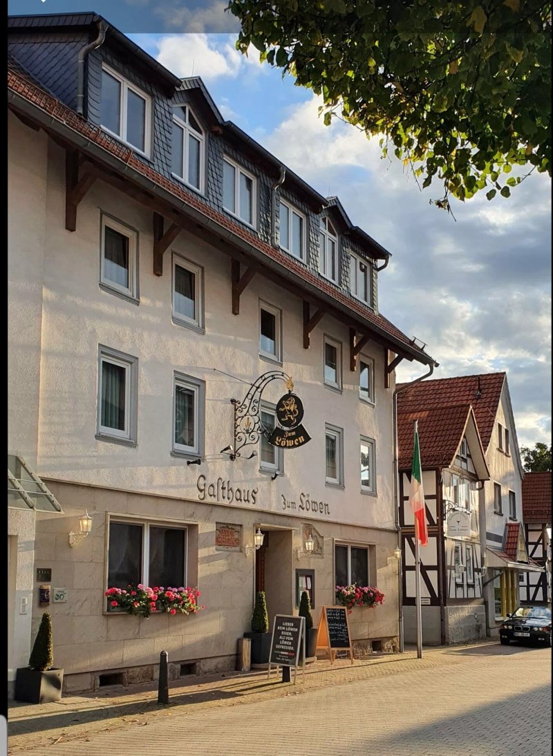 Ristorante Pizzeria Zum Lowen