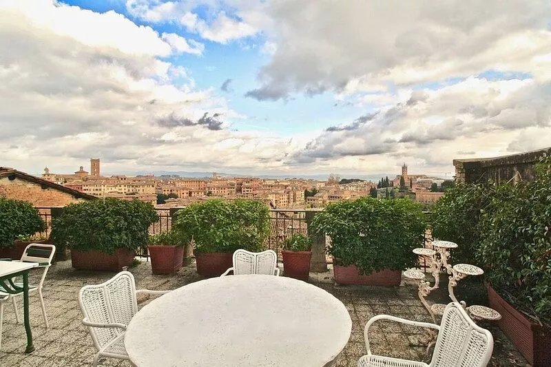 SIENA MEDIEVALE - Three Bedroom Apartment, Sleeps 6