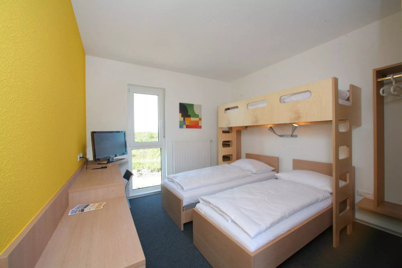 Tour-Motel
